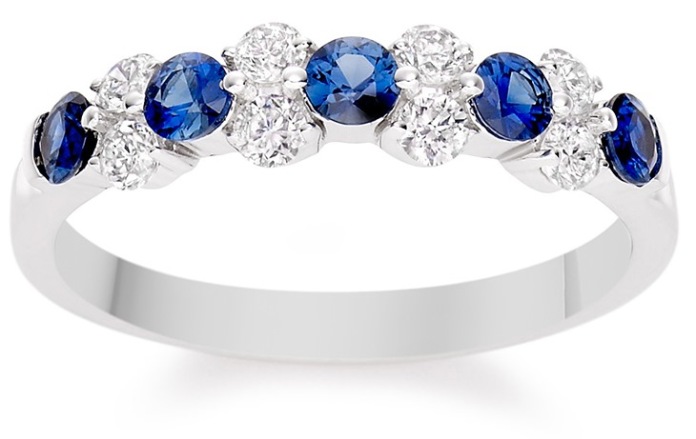 Vashi.com, Diamond and Blue Sapphire Ring in 18k White Gold